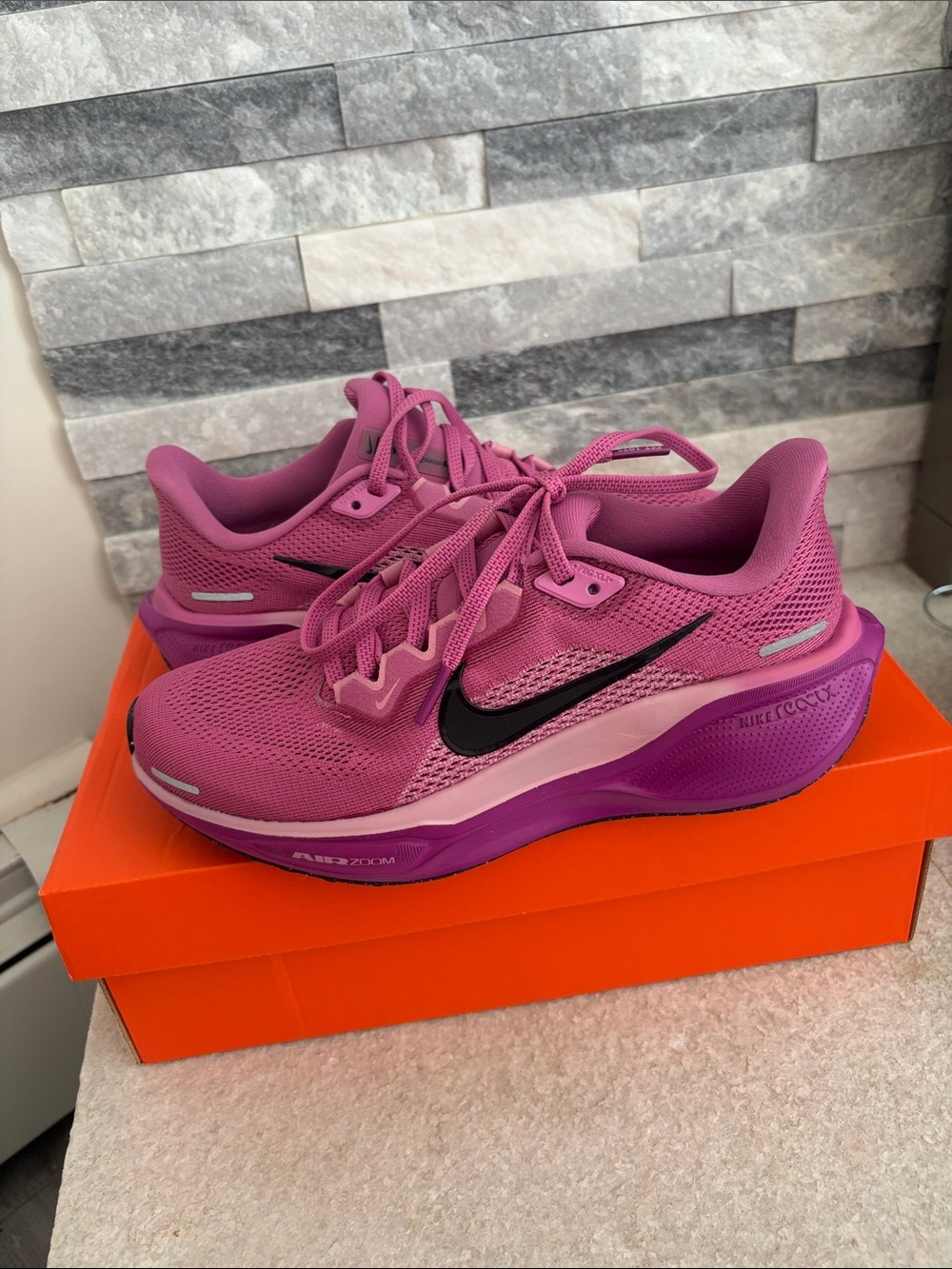 Nike women's air zoom pegasus 41 women's sneakers new with box size 6.5